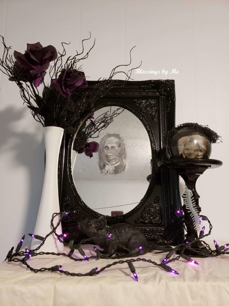 Haunted mirror DIY