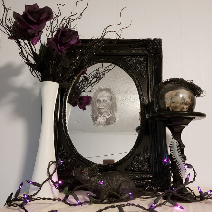 Haunted Mirror Halloween DIY