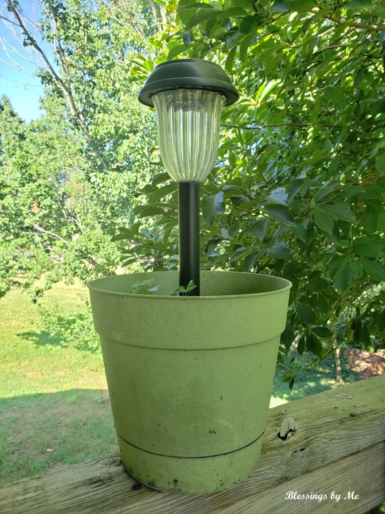solar light flower pot